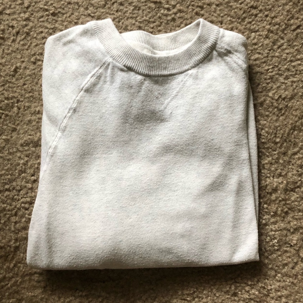 BOGO ‼️ H&M Crewneck